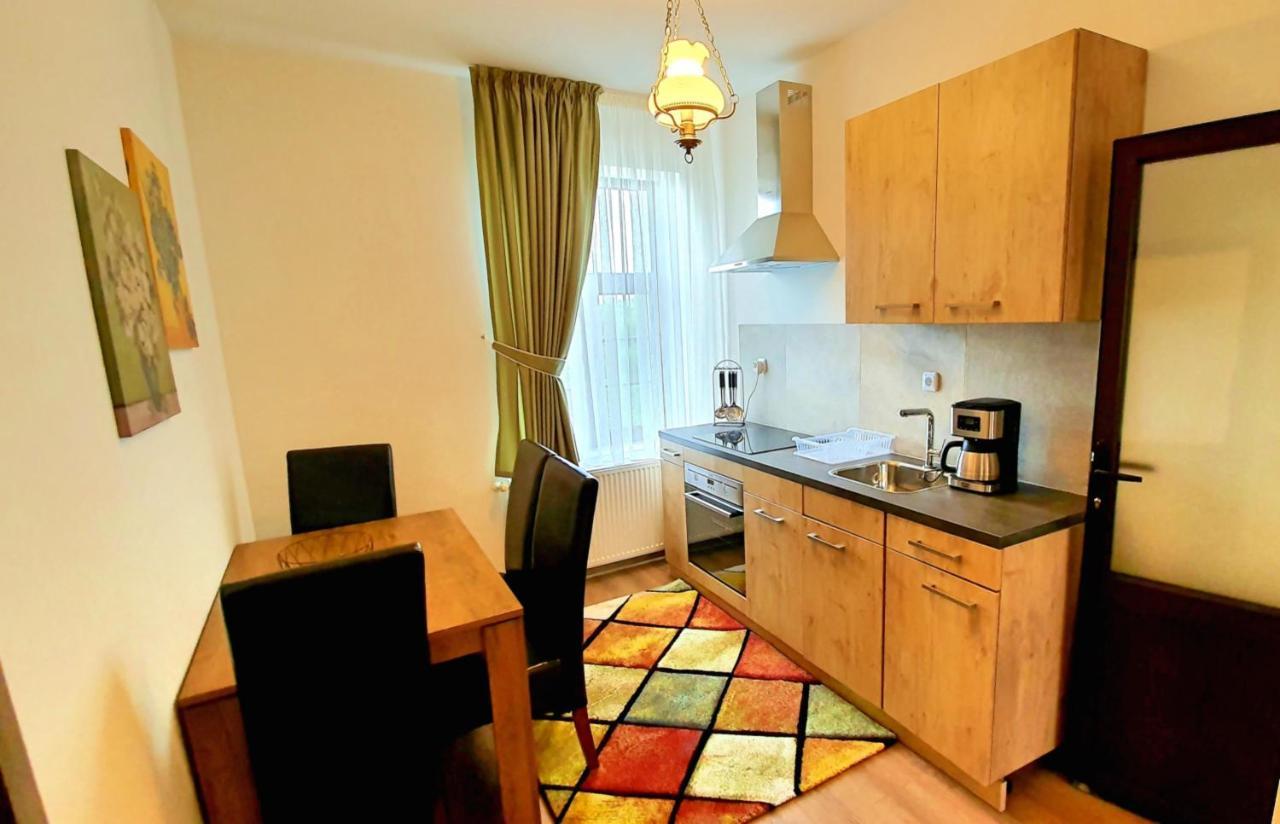 Zur Krone Aparthotel Widdershausen 외부 사진